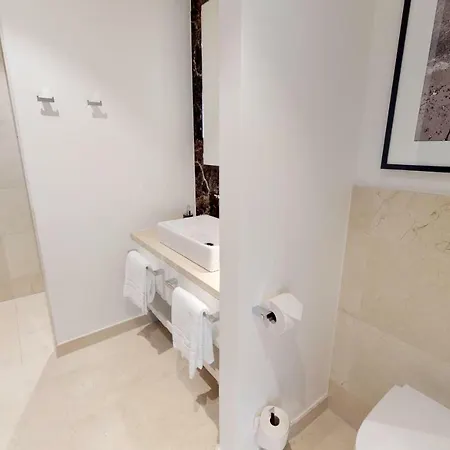 White Pearl 3.03 Apartment